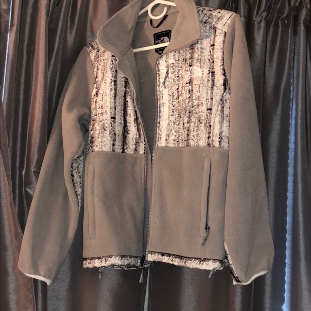Women’s North Face Zip Up Jacket